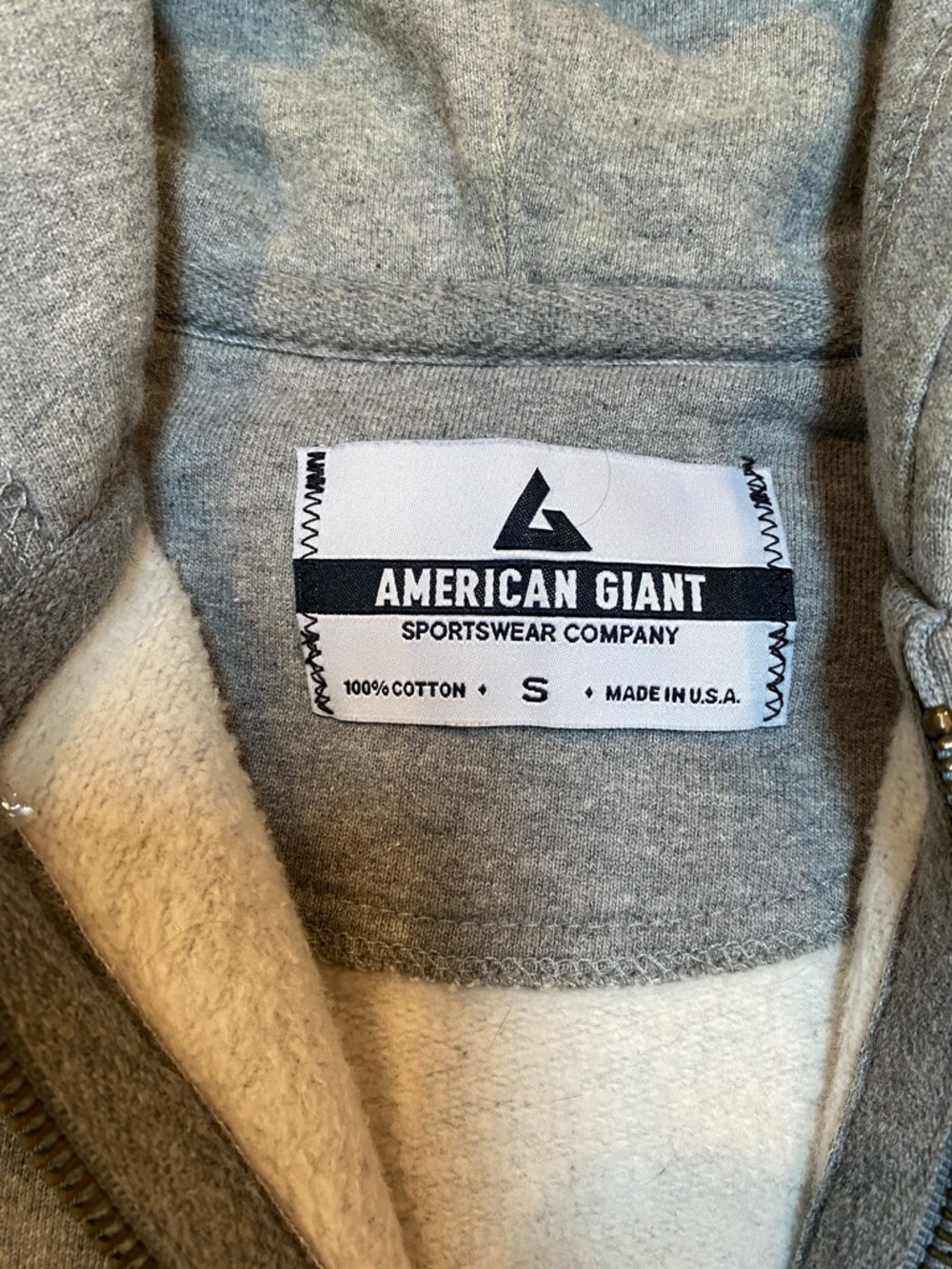 American Giant Men’s Classic Full Zip, Small - Picture 2 of 14